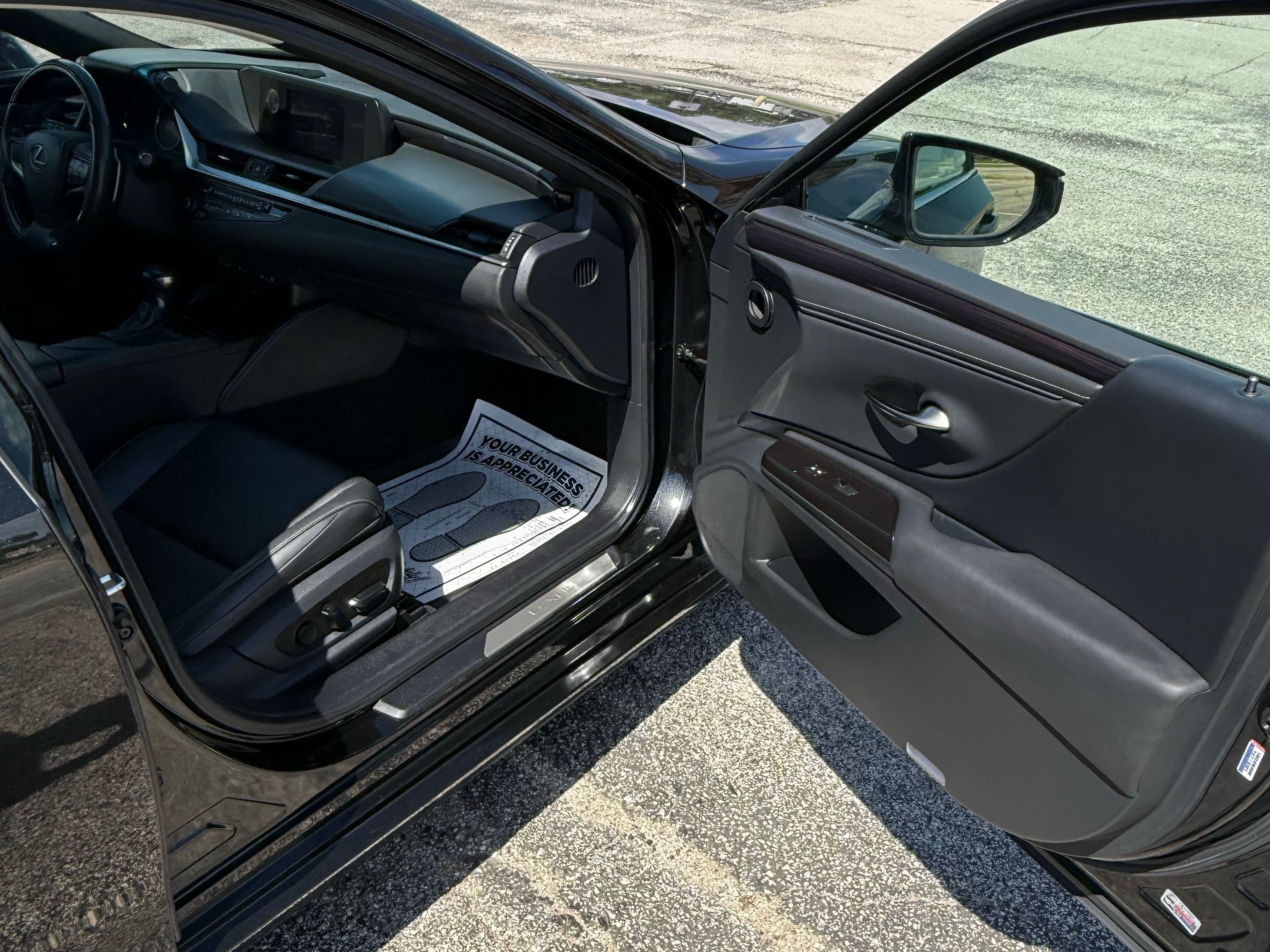 Vehicle photo